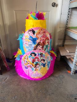 Disney princesses three tier pinata with balls
