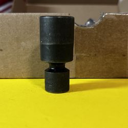 Snap-on Tools USA NEW 3/8" Drive 13mm Metric 6PT Impact Swivel Socket IPFM13C