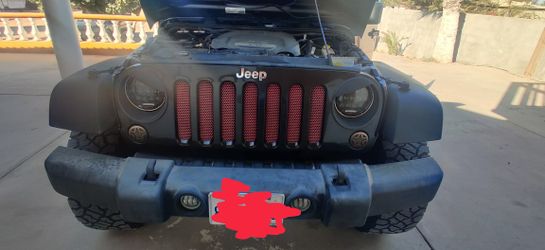 Front Grill Jeep Wrangler