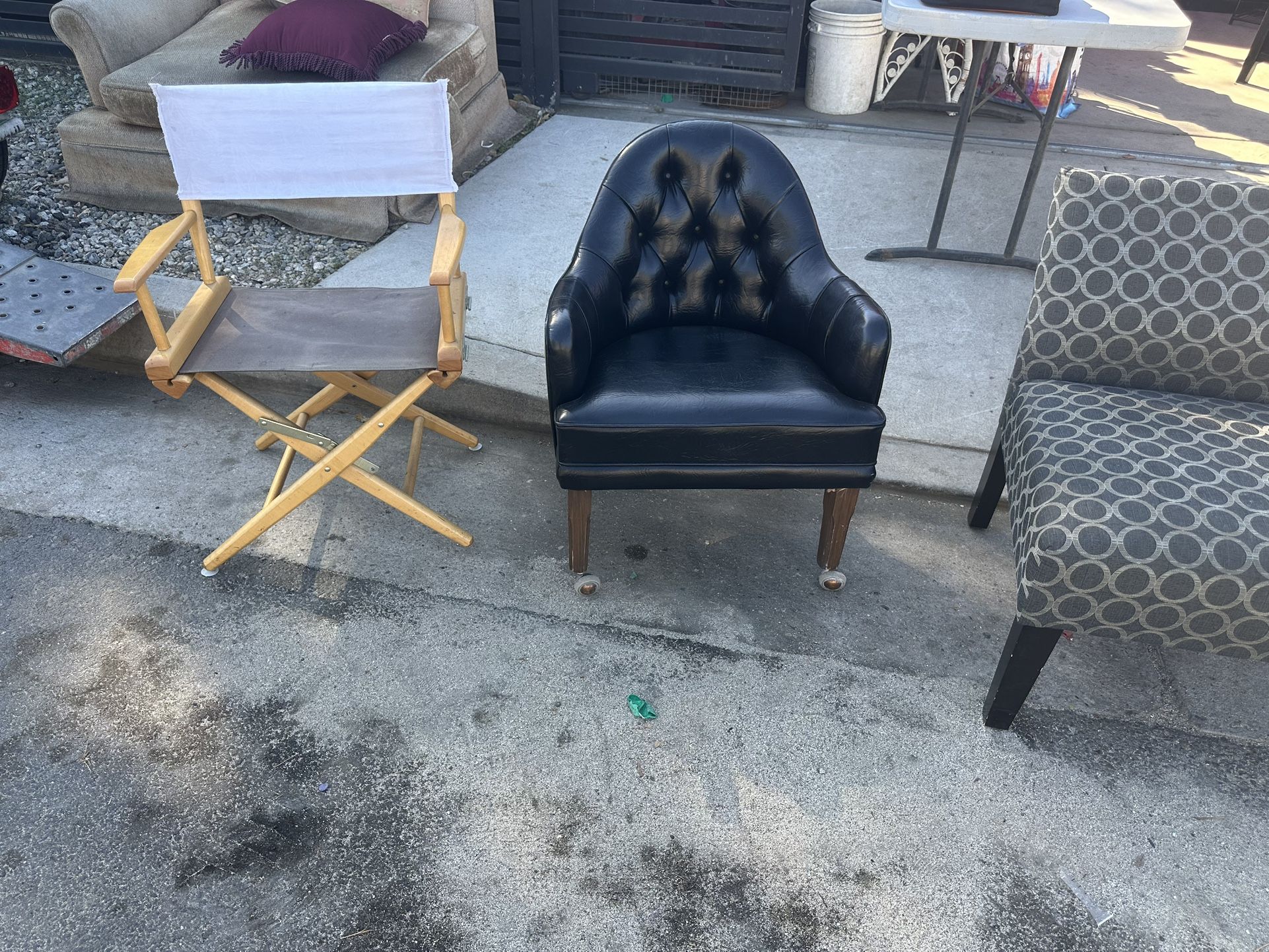 Movie Chair 25$ Firmed Price - Good Condition 