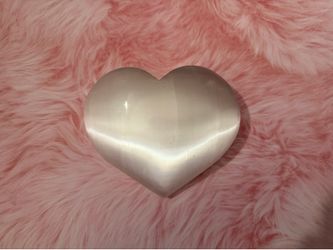 Selenite Heart (satin spar)