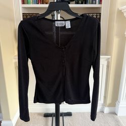De Rotchild women's black, V-neck, long-sleeved top or cardigan