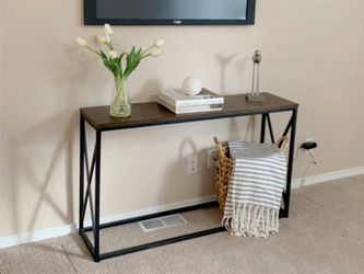 farmhouse console table.