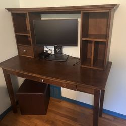 Wooden Computer Desk 