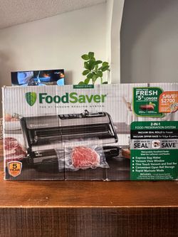 FoodSaver Vacuum Sealer Machine and Express Vacuum Seal Bag Maker and Hendheld Vacuum Sealer for Airtight Food Storage and Sous Vide