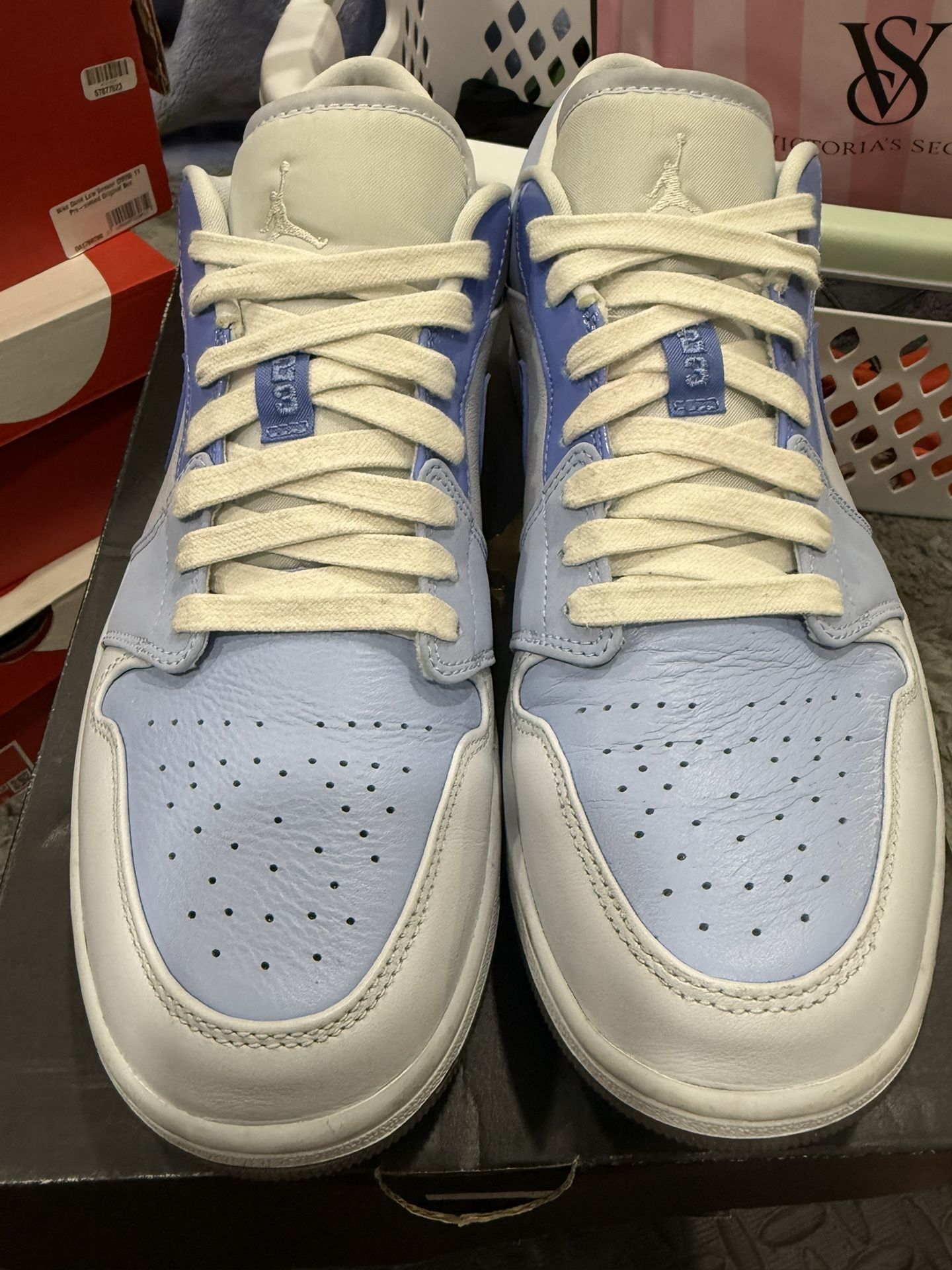 Jordan 1 Low Mighty Swooshers