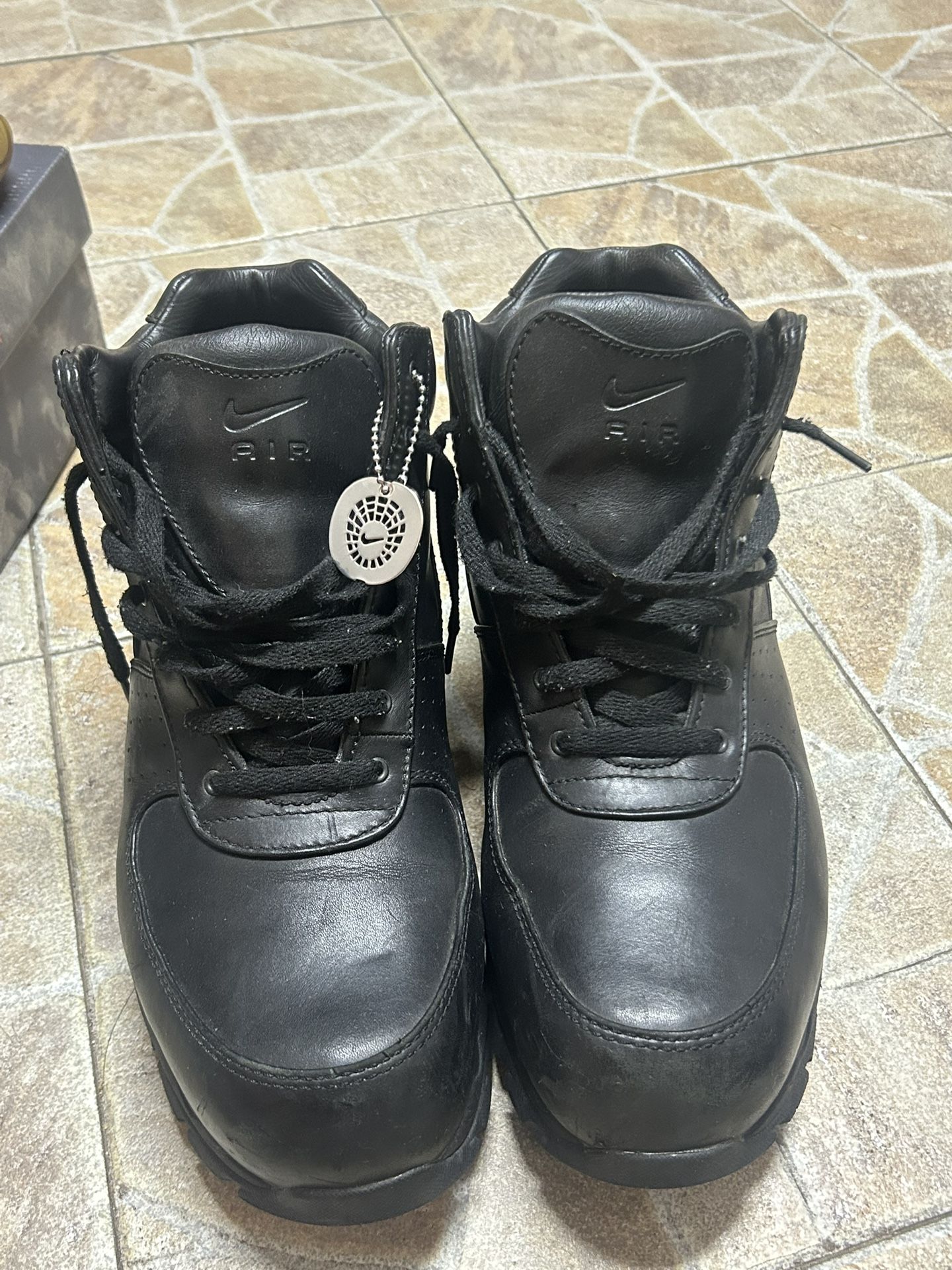 Nike ACG Goadome Airmax Boots, Size 14