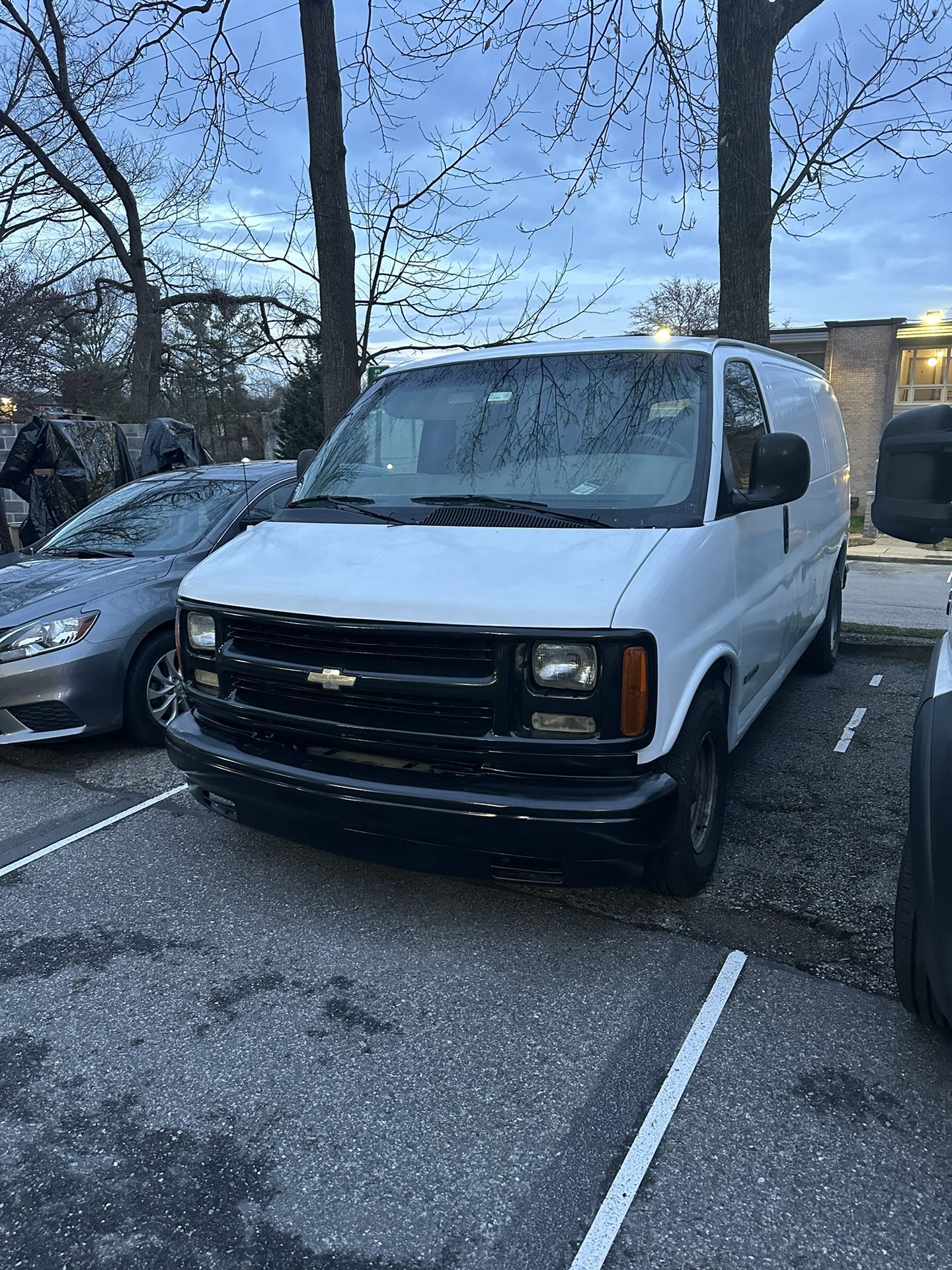 1999 Chevrolet Express