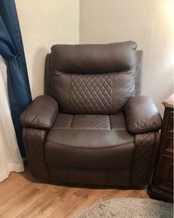 Power Lift and Recliner Chair