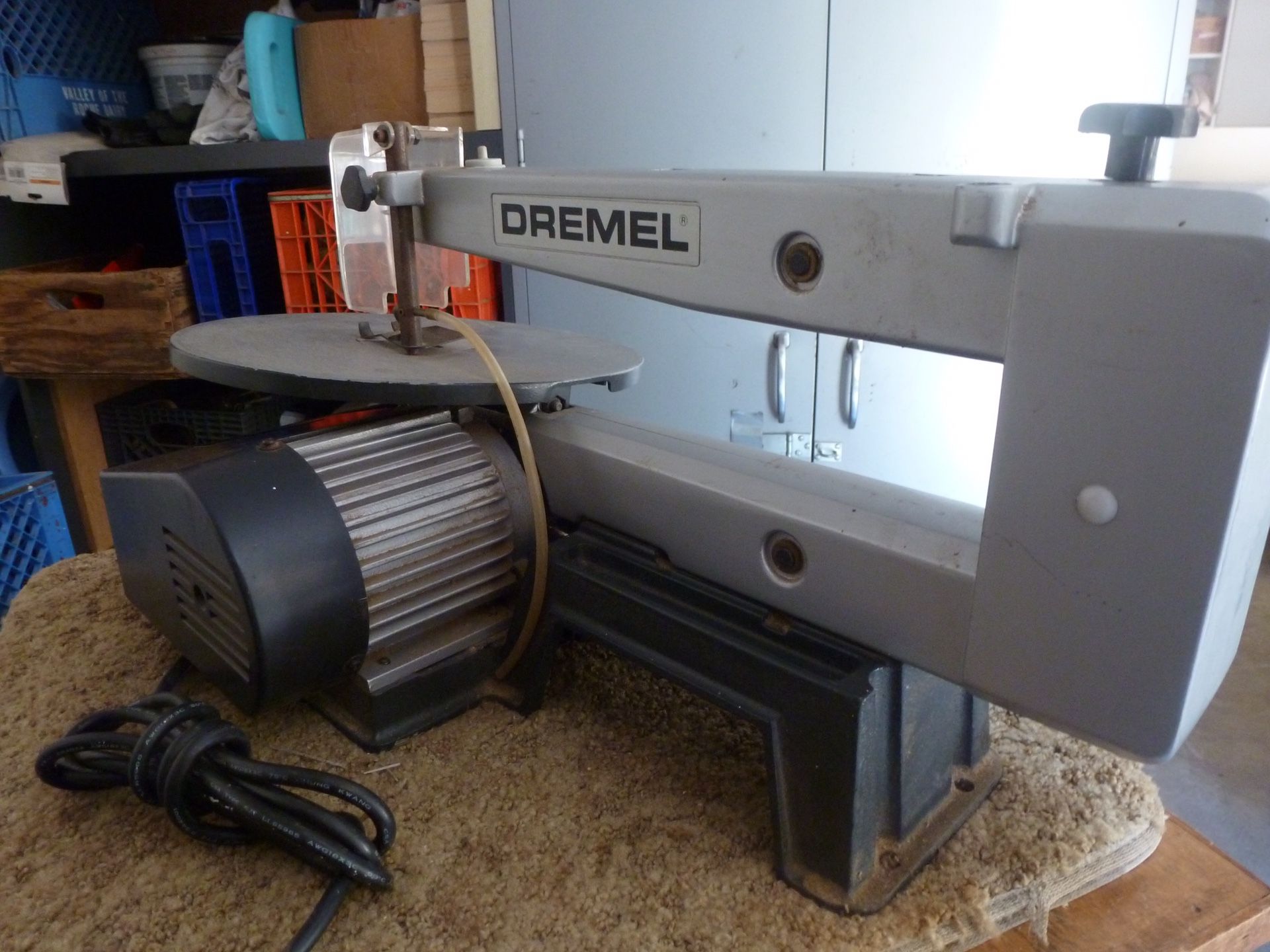 Dremel 16” Scroll Saw with blades Nice! for Sale in Grants Pass, OR