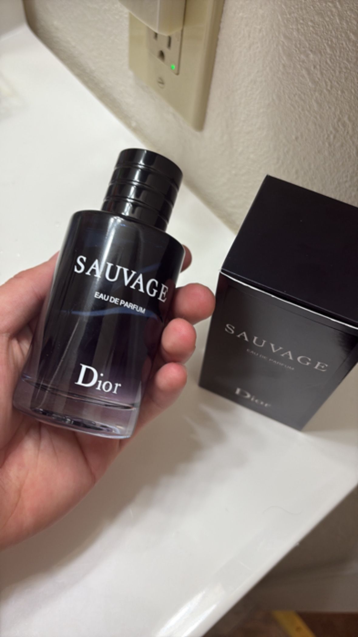 100 mL Dior Sauvage Eau De Perfum mens