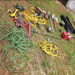 Large Lot Of Roofing Tools & Supplies! Roofing Jacks, Harnesses, Ect