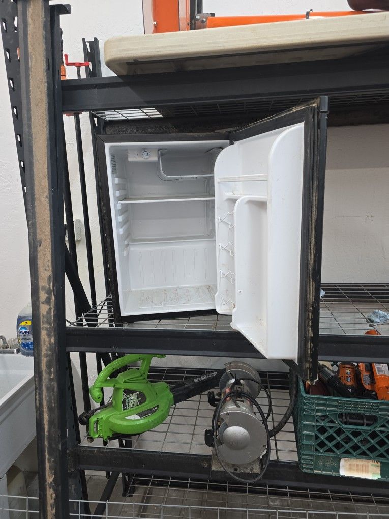 Mini Fridge
