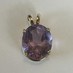 14K Yellow Gold Genuine Amethyst Pendant 