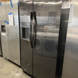 Frigidaire Gallery Series  GRSC2352AD 36 Inch Counter Depth Freestanding Side by Side Refrigerator