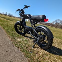 Revv 1 HT eBike - NE Philly w/ extras