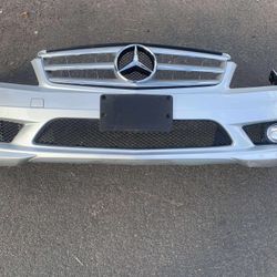 2008-2011 MERCEDES W204 C300 C350 FRONT BUMPER COVER SPORT AMG OEM