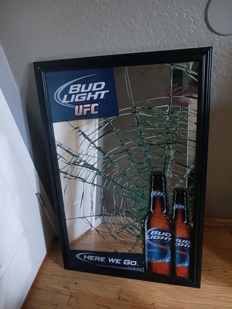 2011 Ufc Budlight Mirror Beer Sign