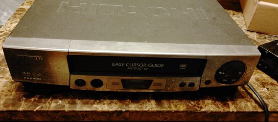 Hitachi Classic VCR