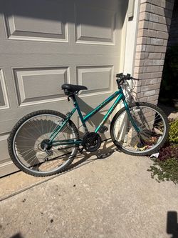 Roadmaster Mt. Fury Teal Mountain Bike
