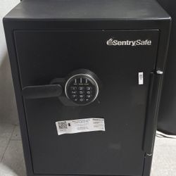 SENTRY SAFE 