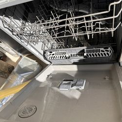 Dishwasher 