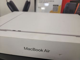Apple MacBook Air 15 inch m4 chip
