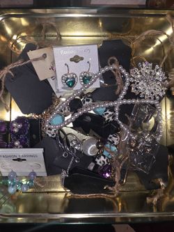 Mixed Fashion Jewelry Lot