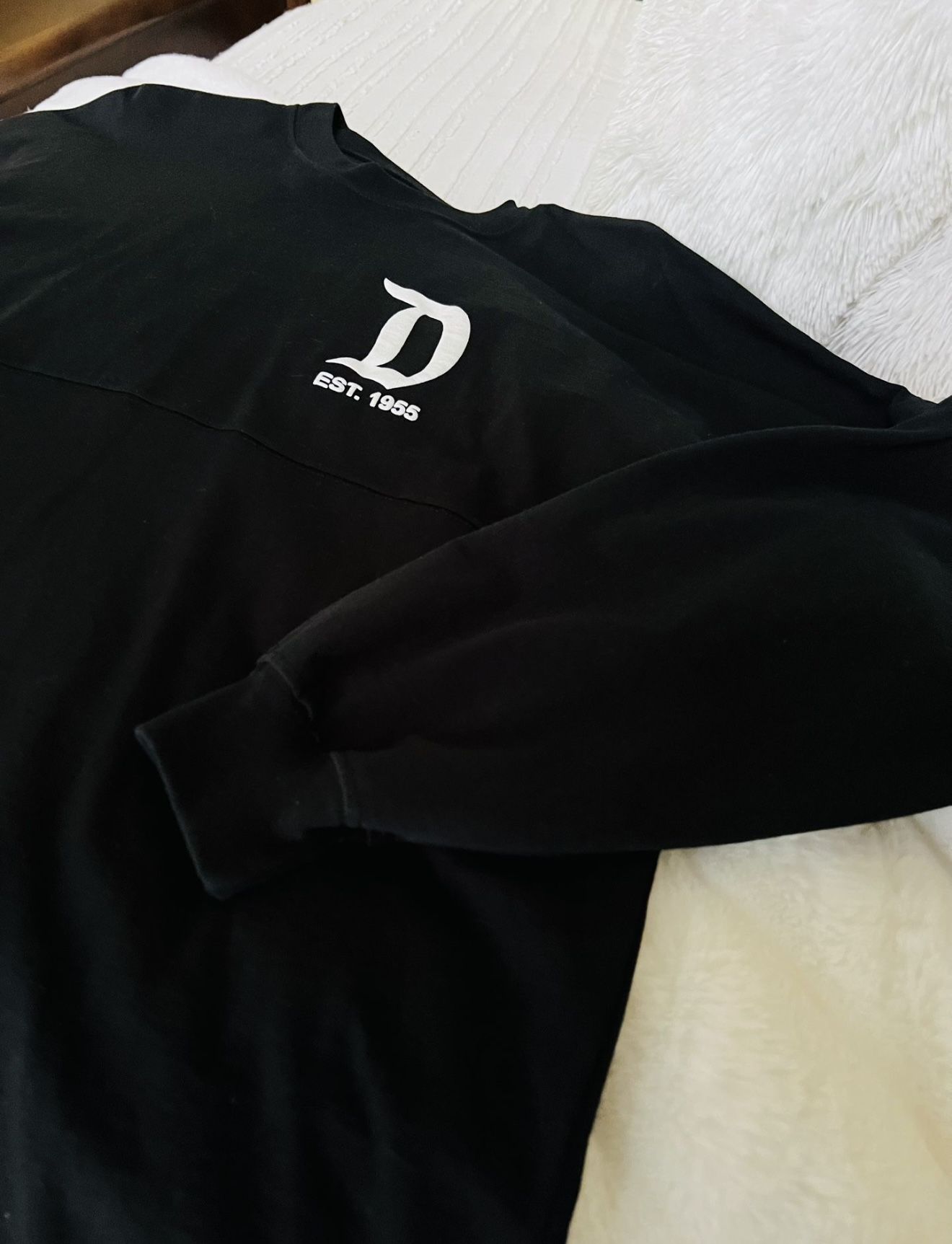 Brand New disney Jacket Black Hoodie XXL