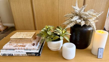 Designer Decor/ Coffee Table Books