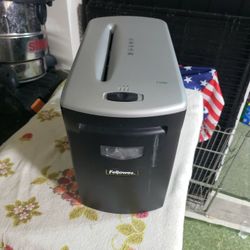 Fellows Cross Cut Paper Shredder