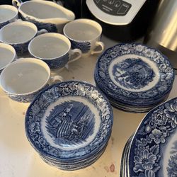 Liberty Blue Historical Colonial Scenes China Set