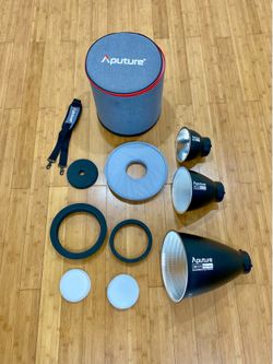 LIKE NEW Aputure LS 1200d Pro Hyper Reflector Kit Bowens Mount Carrying Case
