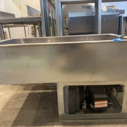 Wells 5O-RCP7300-120 46 1/2" Three Pan Drop In Refrigerated Cold Food Well with Recessed Pan Compart