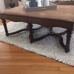 Cocktail/Ottoman Table