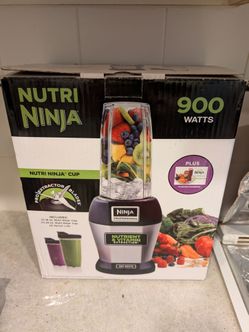 Nutri Ninja Blender 900 Watts with 2 Cups