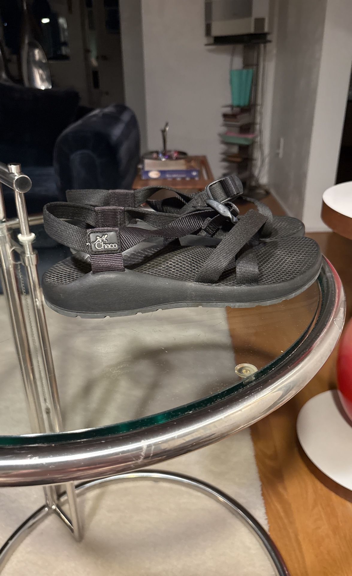 Chaco Woman’s 9 Black Strap Sandal
