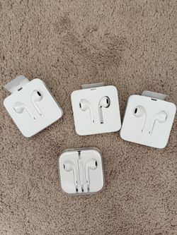 Apple Earbuds