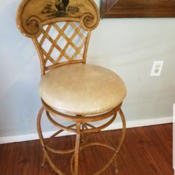 3 Metal Island Chairs (Elegant)