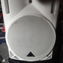 Behringer Eurolive B215XL 1000W PA Speakers (Pair) + Stands