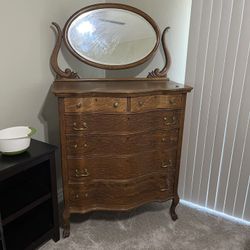 Dresser Mirrored