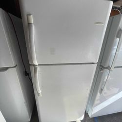Top Freezer Refrigerator 