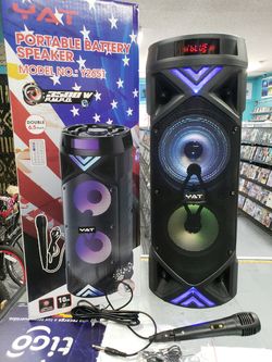 Karaoke portátil con micrófono