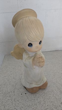 Precious Moments Statue