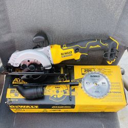 DEWALT ATOMIC 20V MAX Cordless Brushless 4-1/2 in. Circular Saw (Tool Only)