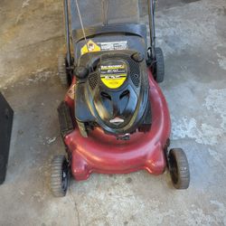 Lawnmower 