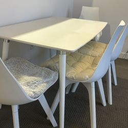 Modern Dining Table Set With 4 Chairs