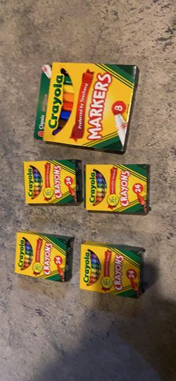 Crayon lot & markers