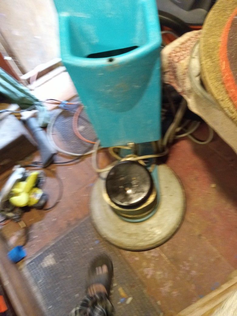 Service Master Floor Sander  Great No  Issues. 