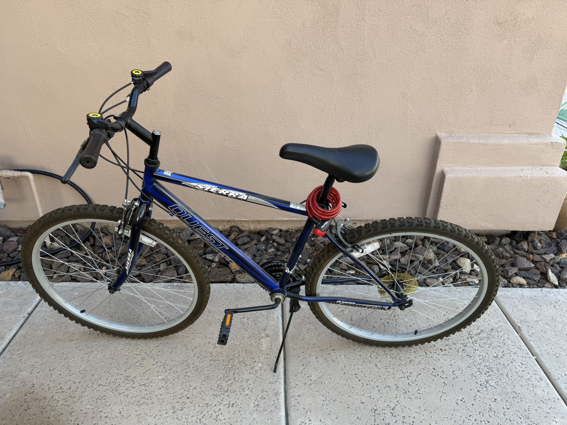 Adult Sierra Quest 15-Speed Mountain Bike